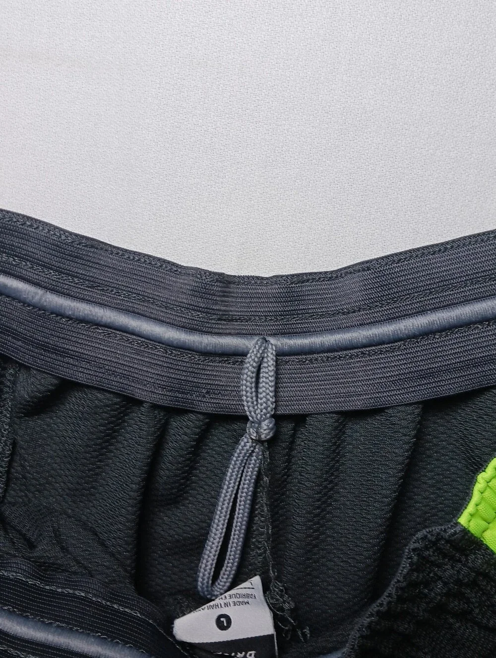 Nike Elite Mens Dri-Fit Basketball Mesh Shorts Large Black Neon Green